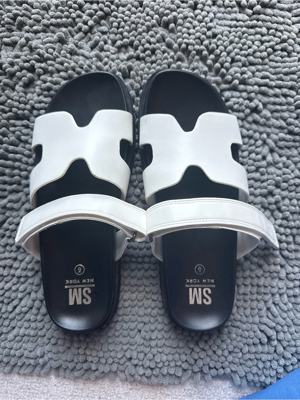 SM New York White and Black Women's Slide Sandals